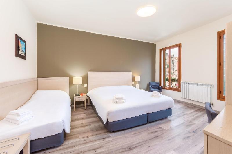 Hotel Casanova Ai Tolentini Venecia